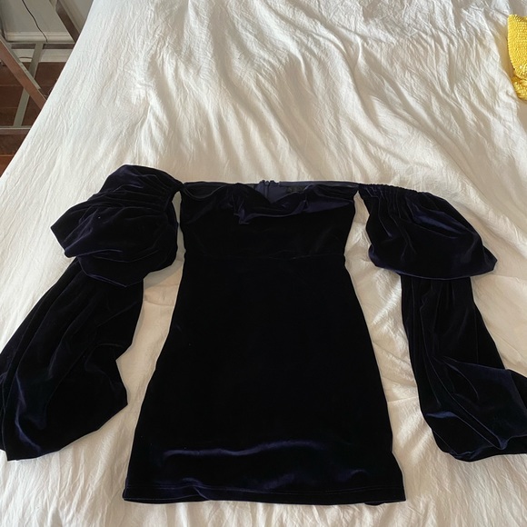 Dresses & Skirts - NBD dress